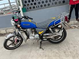 A picture of HAOJUE KING CC 125 IMETUNZWA SANA