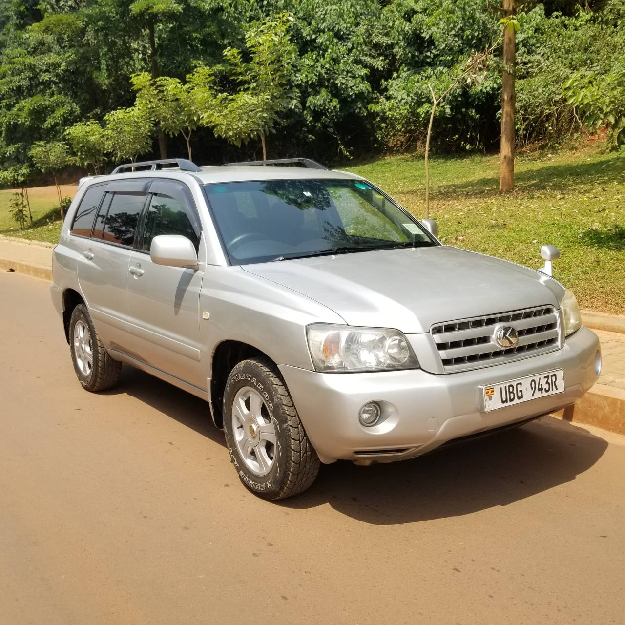 A picture of Toyota kluger