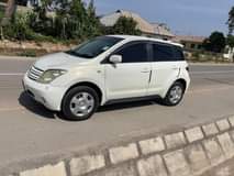 A picture of Toyota Ist Cc 1290 Year 2004 Valid insuarance 2023 nov