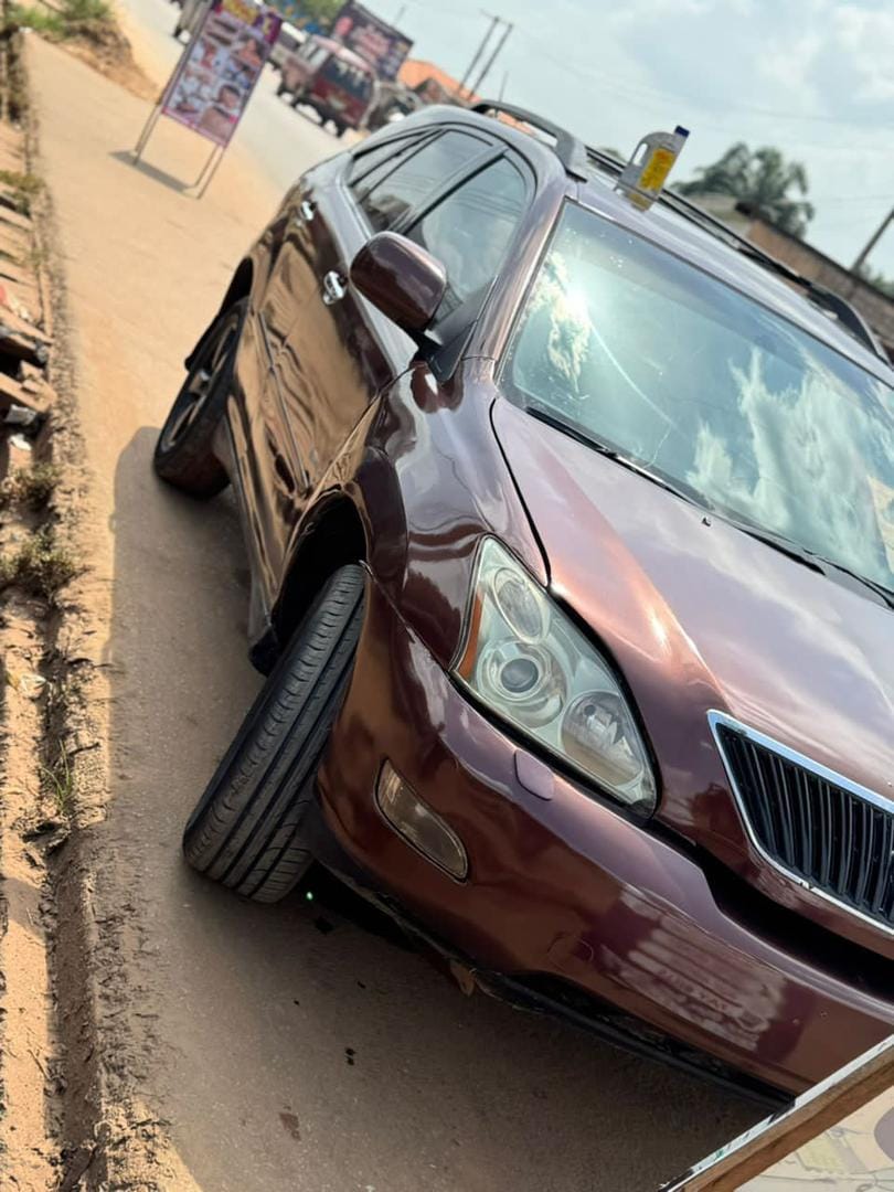 A picture of Distress sale Clean Rx350 small body buy and Drive for