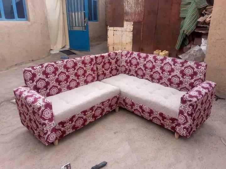 A picture of Sofa intebe