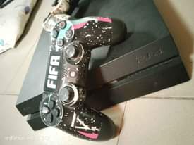 A picture of Ps4 fat inagemu 7 Fifa 22 Spiderman God of war
