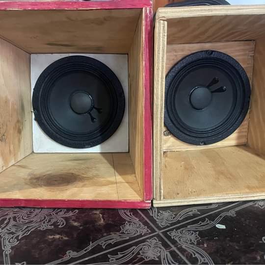 speakers