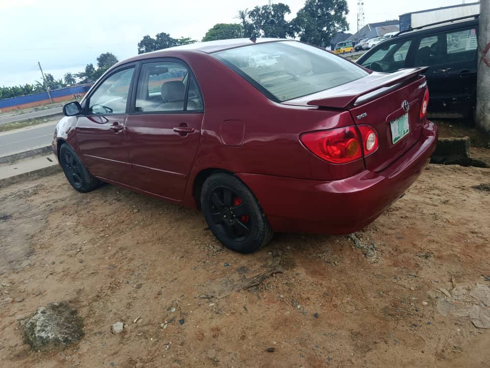 A picture of TOYOTA COROLLA 03 04 MODEL