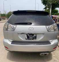 A picture of Money is urgently neededV Clean 2007 Lexus Rx350 with Tesla