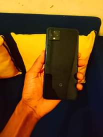 A picture of Google pixel 4xl Gb64 Ram GB 8