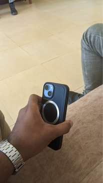 A picture of Iphone 14 plain 128GB