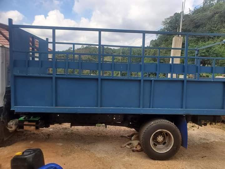 isuzu elf