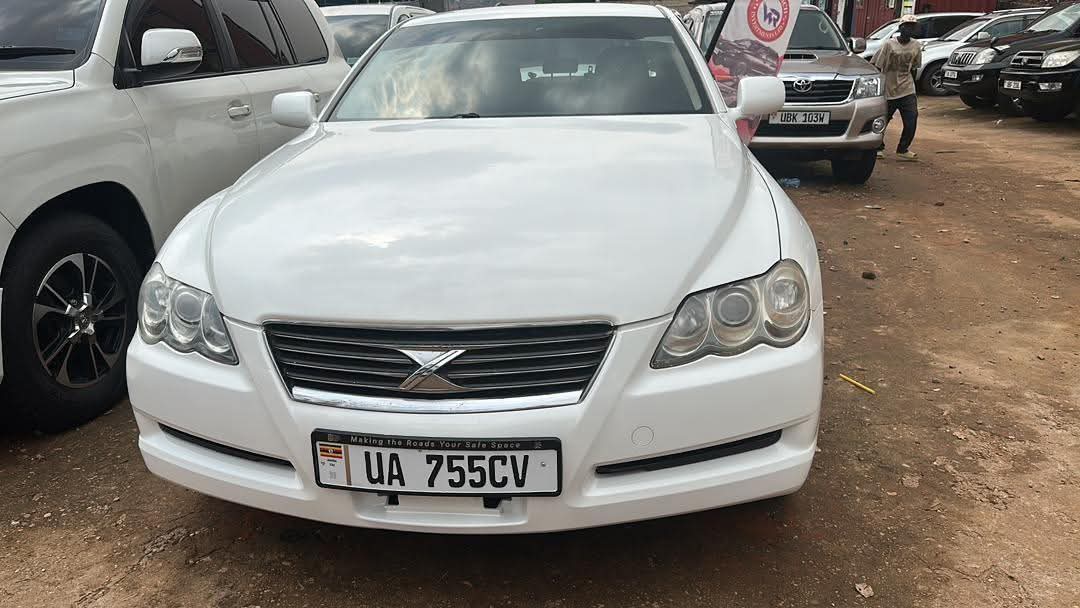 A picture of 2008 Toyota Mark X 2008