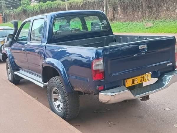 A picture of WE BUY AND SELL CARS 0756528174 0784083086