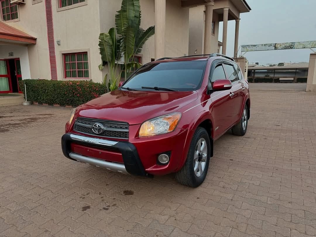 A picture of 2010 RAV4
