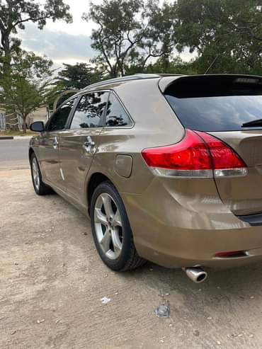 A picture of FOR SALE SUPER CLEAN USED TOYOTA VENZA 2010 MODEL BELGIUM