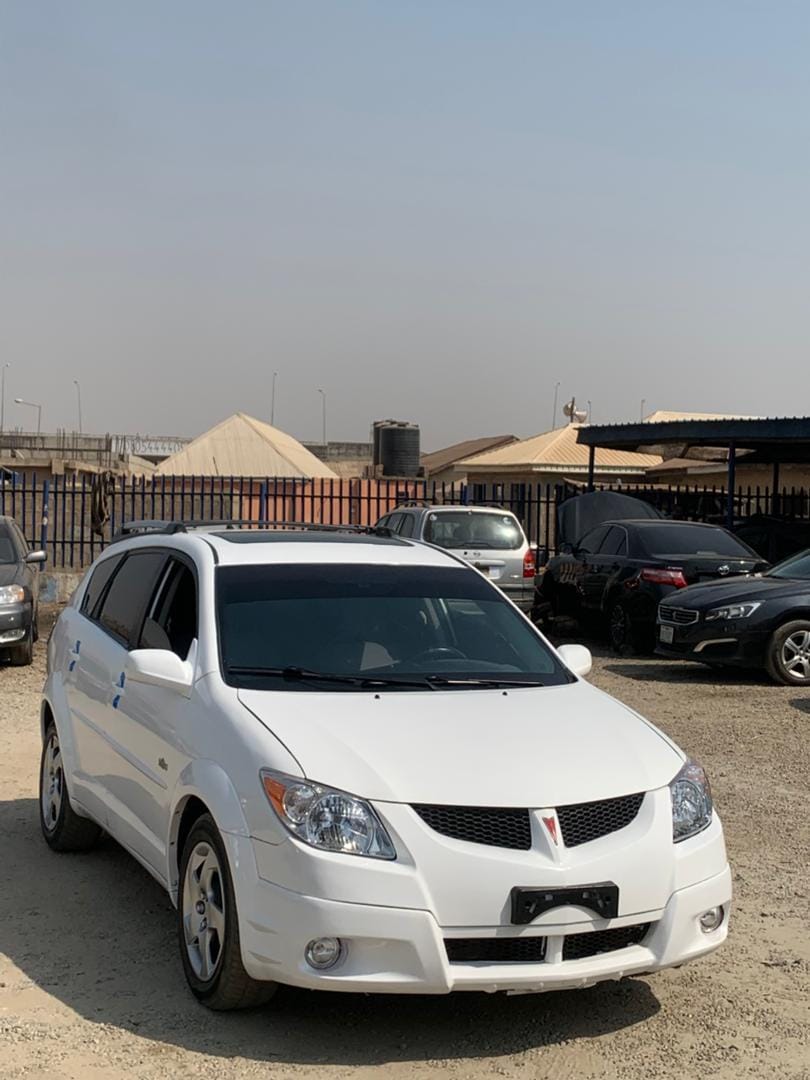 A picture of PONTIAC VIBE