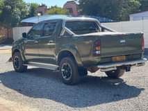 used toyota hilux