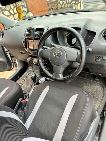 A picture of 2007 Toyota IST