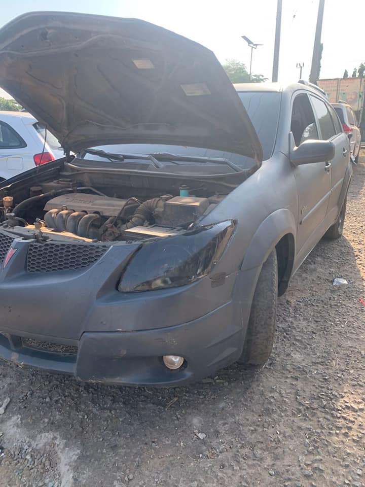 A picture of Pontiac 2004