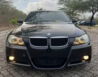 A picture of BMW 3SERIES