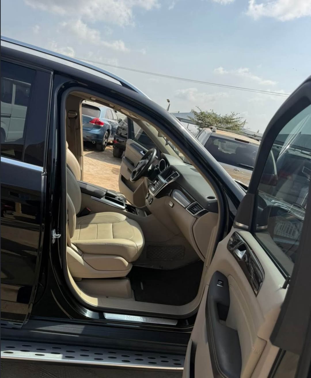 A picture of 2012 ML350 4Matic 07082432684