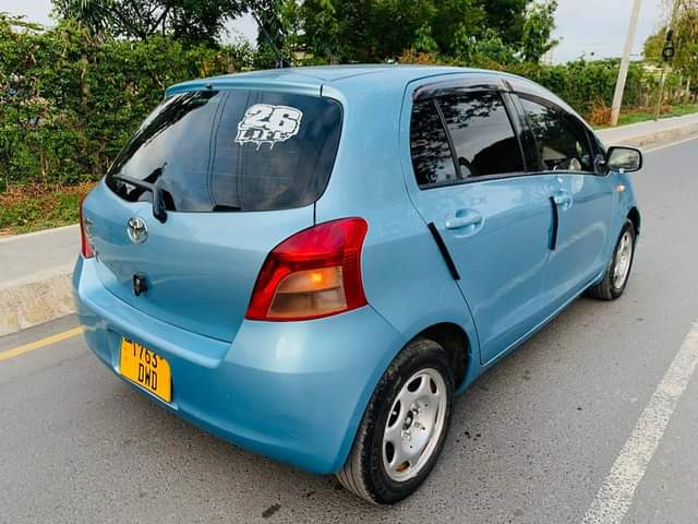 A picture of TOYOTA VITZ NEW MODEL NAMBA D PIGA 255 714 550