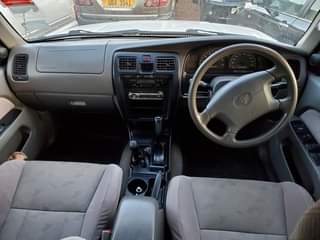 A picture of Toyota Surf SSR 35 million ugx 0701573165