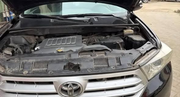 A picture of 09 Highlander 07031135291
