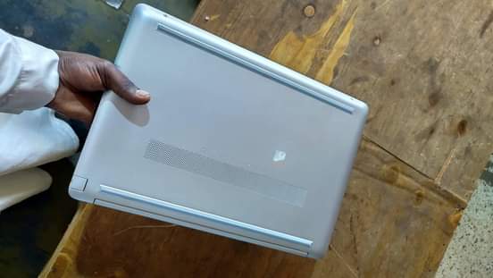 A picture of I3 11th Generation 512GB SSD 8GB RAM 8hours battery BLUETOOTH