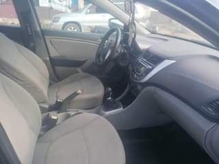 A picture of Hyundai 010 manual drive smoking engine 