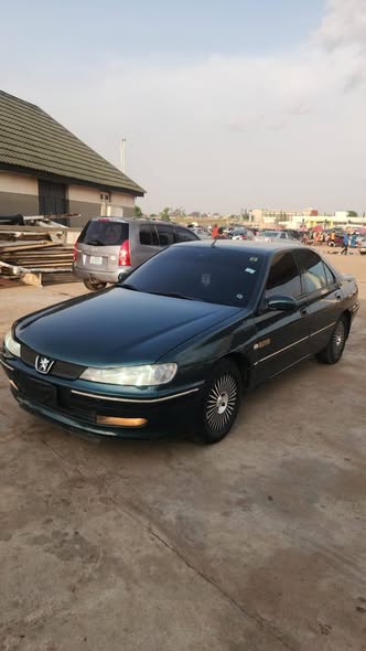 A picture of VERY CLEAN USED PEUGEOT 406 PRESTIGE