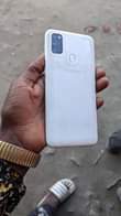 A picture of Samsung Galaxy m30s imenyooka mno gb64 ram4 net4g