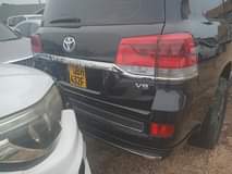A picture of V8