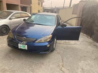 A picture of 2004 CAMRY