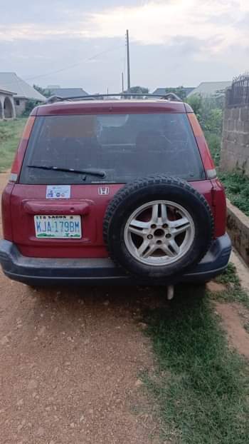 A picture of Honda crv baked on first body. Engine and gear perfectly