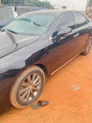 A picture of LEXUS ES 350