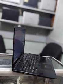 A picture of Dell Inspiron 5570