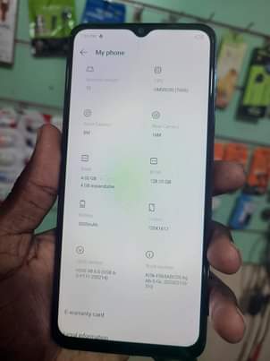 A picture of Spark 10c 128 gb 170k tu