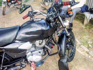 A picture of TVS HLX 125