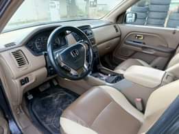 A picture of Very clean and sound 05 Honda pilot 100 buy and