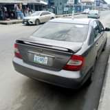A picture of camry 2004 model