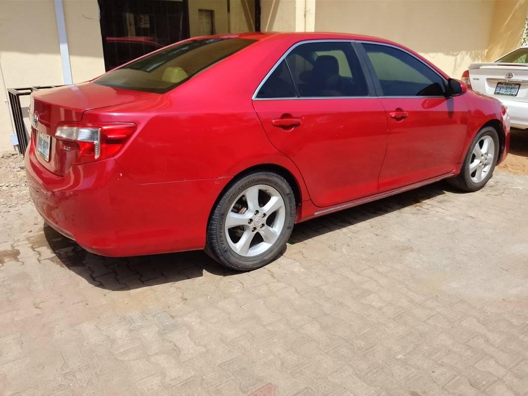A picture of Toyota Camry LE