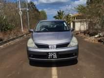 used nissan tiida