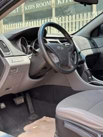 A picture of 2012 foreign used Hyundai sonata