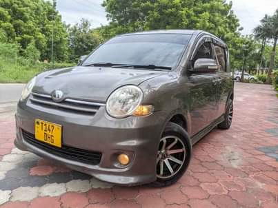 toyota sienta