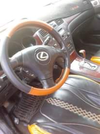 A picture of 2004 Lexus Es300