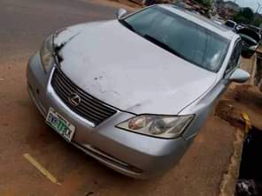 A picture of Lexus ES350 for sale Untouched engine and gear AC is