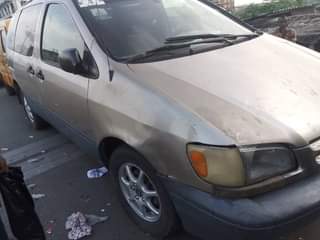 A picture of Toyota Sienna Everything working perfectly Location is Ajah O7O47376131