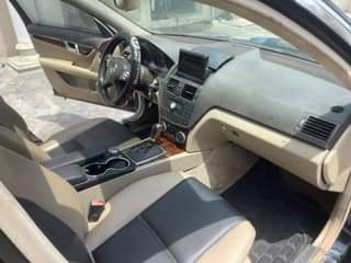 A picture of 2010 Mercedes Benz C300 with faulty Gear 