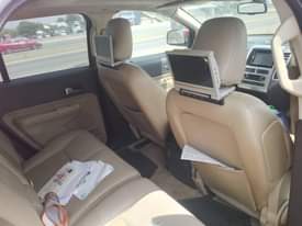 A picture of 2008 09 Ford Edge functioning very normal Contact Metrobarbershop 08026203341