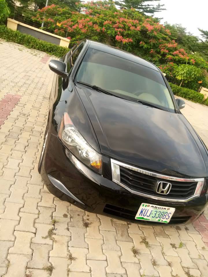 A picture of Honda Accord 2009