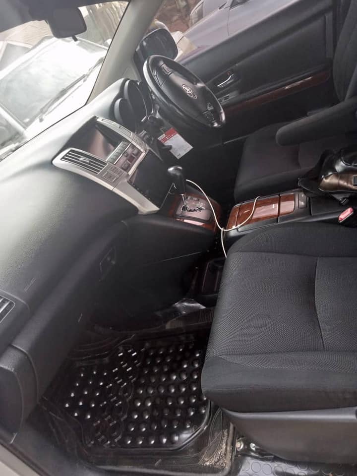 A picture of Toyota Harrier