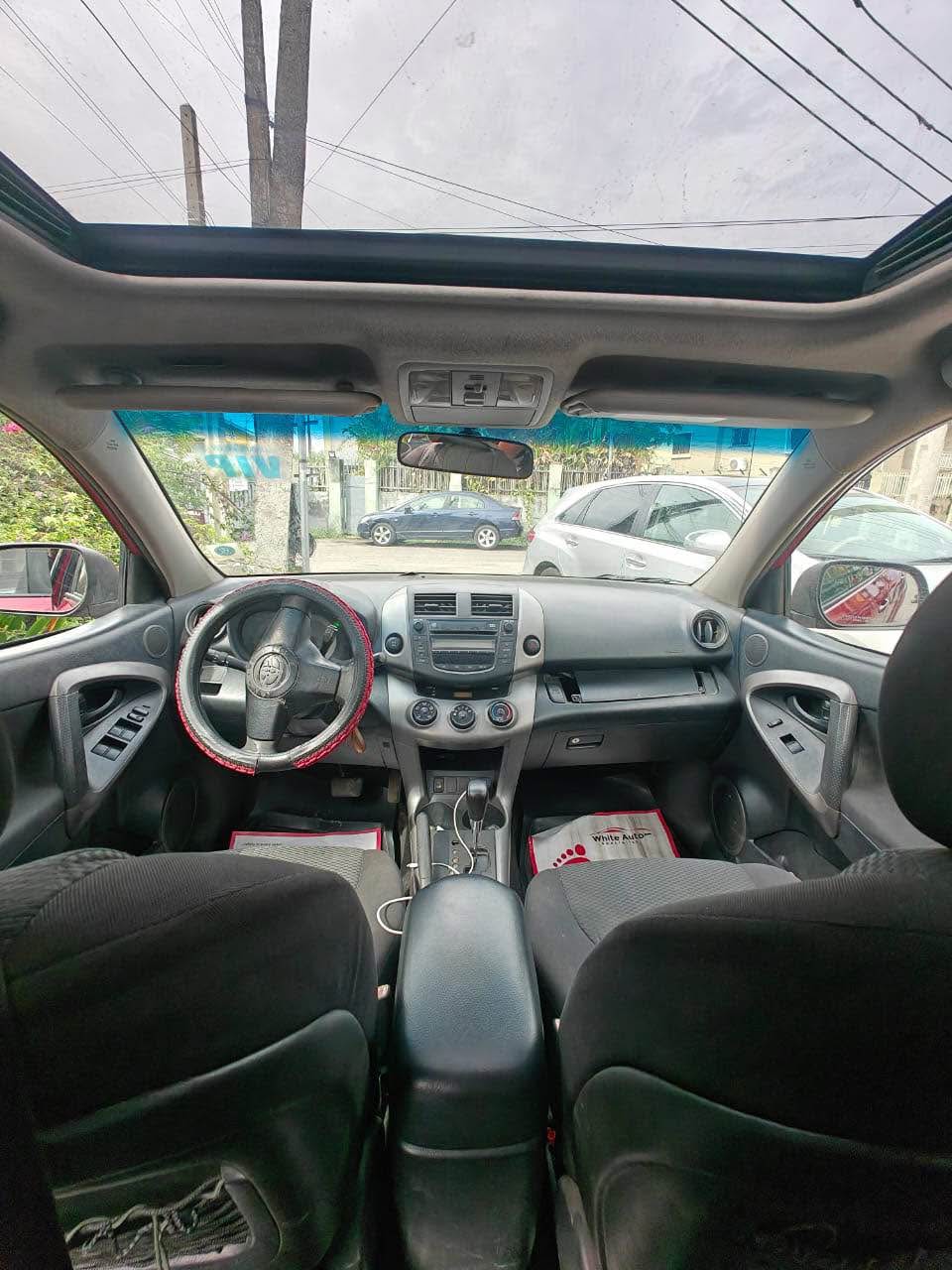 A picture of Toyota RAV4 sport 2008 Awoof Deal